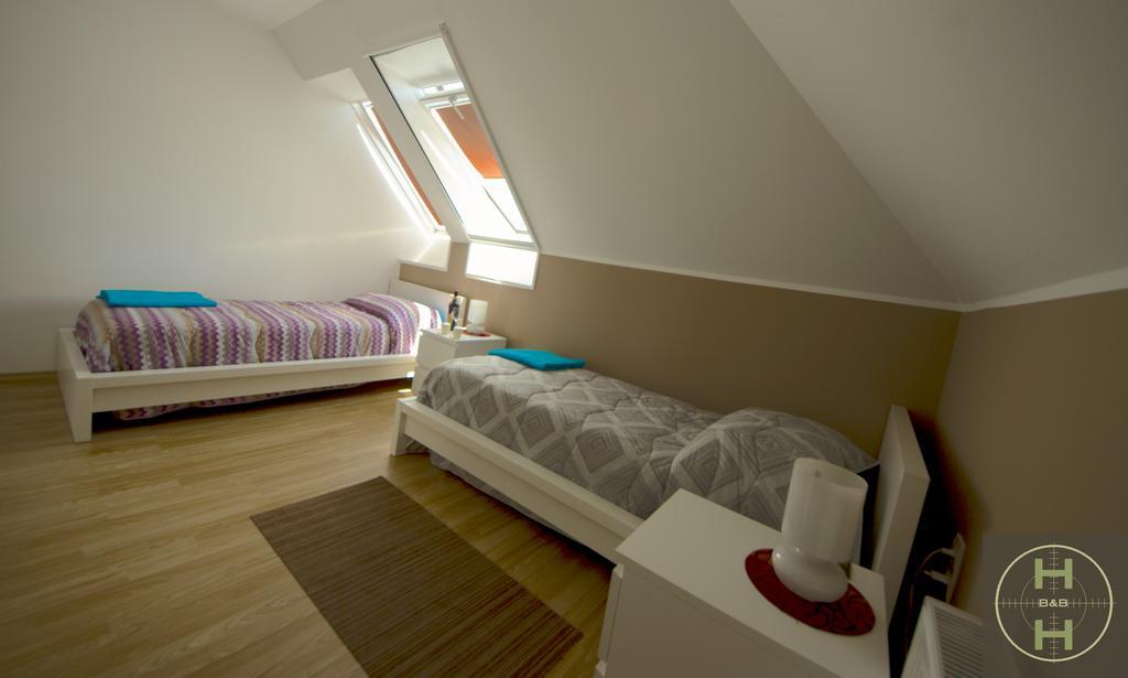 Hunters House Kft Bed And Breakfast Toltestava Екстер'єр фото