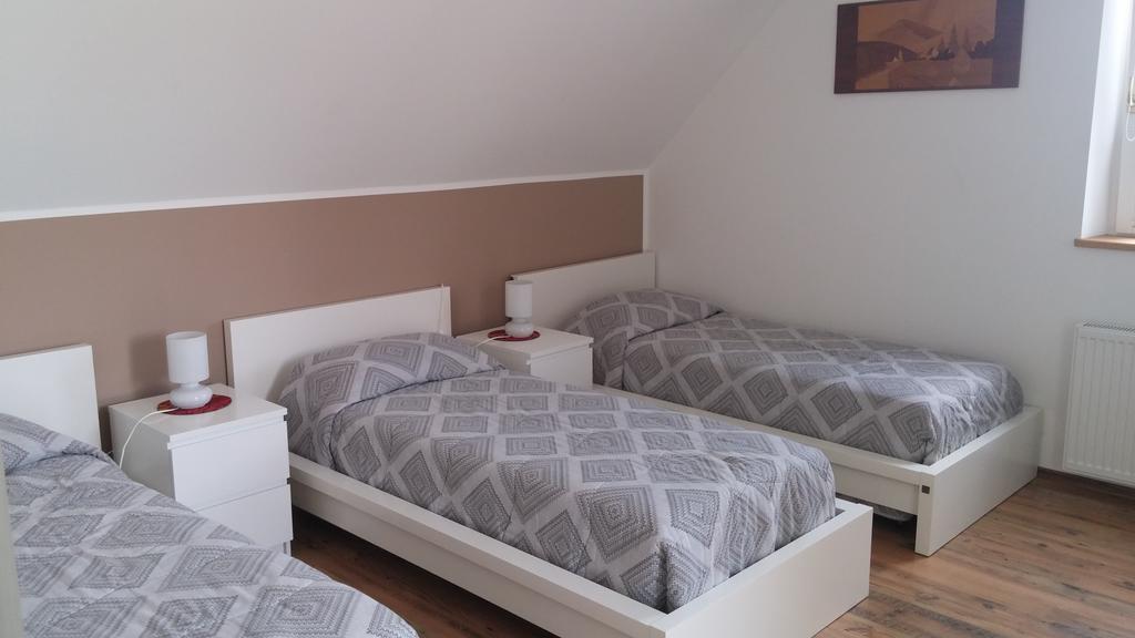 Hunters House Kft Bed And Breakfast Toltestava Екстер'єр фото