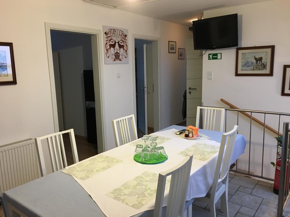 Hunters House Kft Bed And Breakfast Toltestava Екстер'єр фото